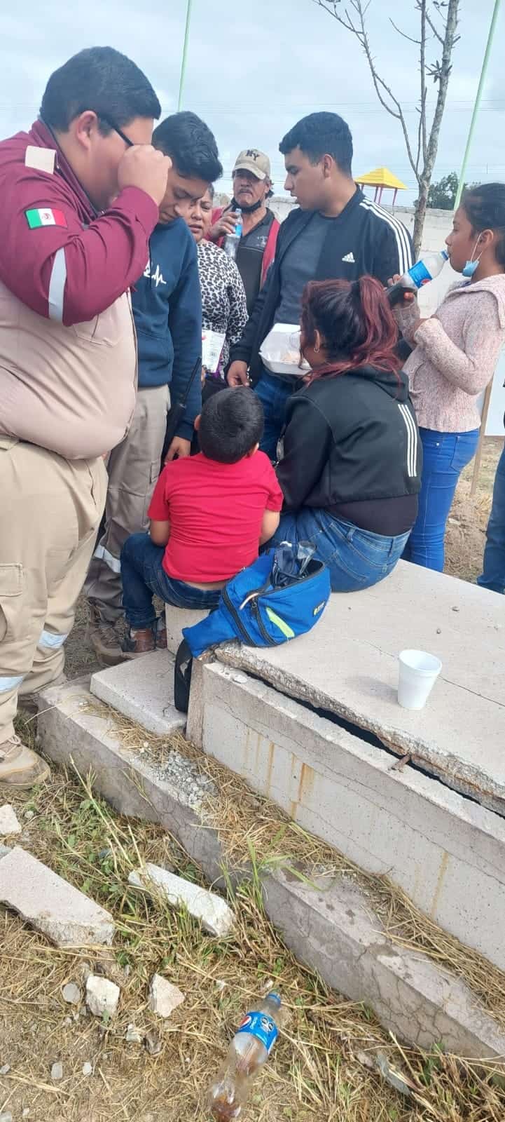 Atienden bomberos reportes en panteón