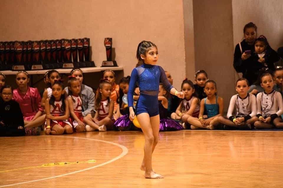 María Fernanda Amaya Galindo Clasifica al mundial de Danza Jazz Artística en Italia