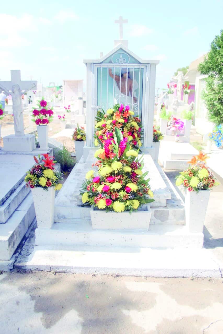 Renace San Buena En Día de Muertos