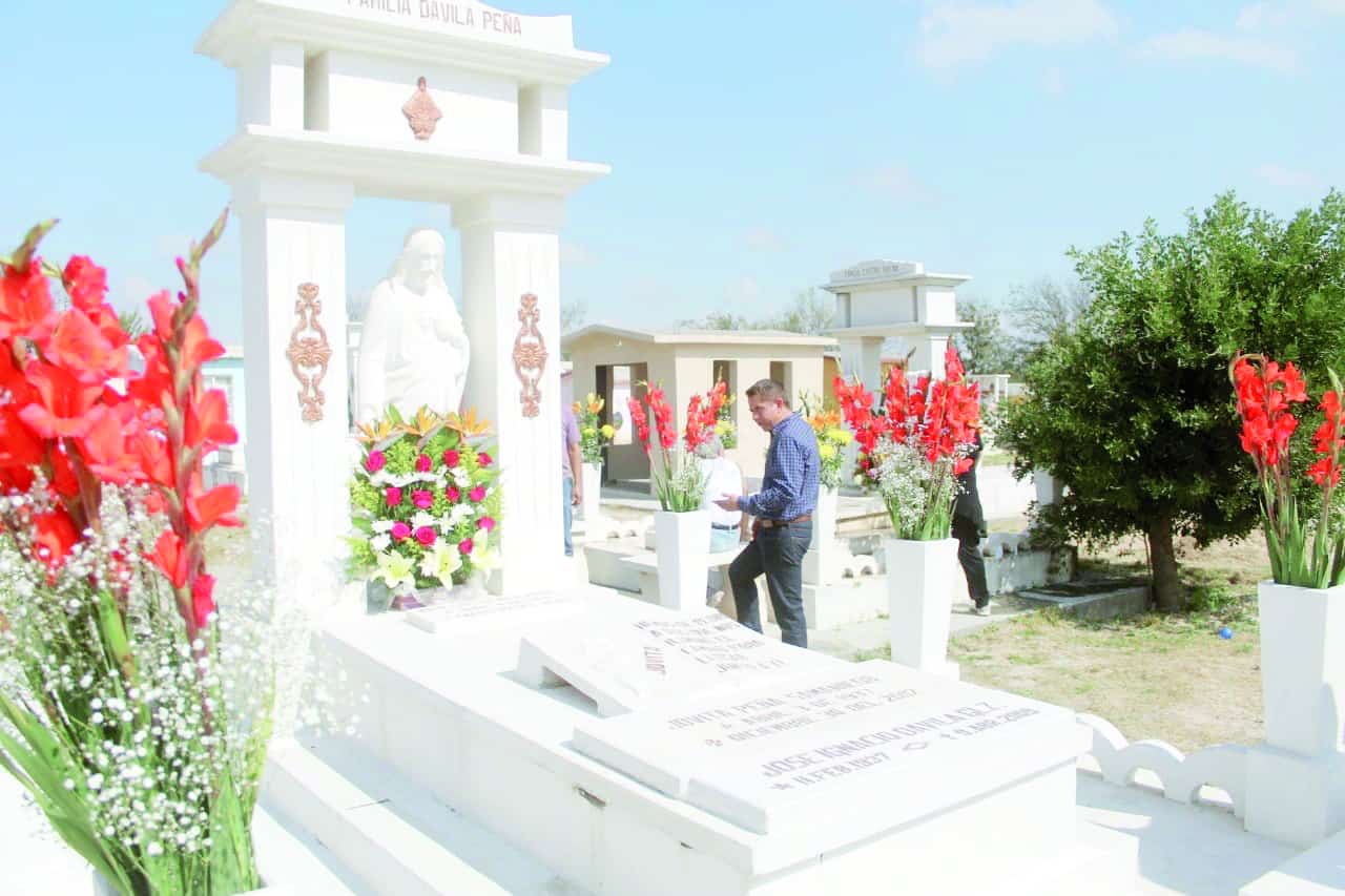Renace San Buena En Día de Muertos