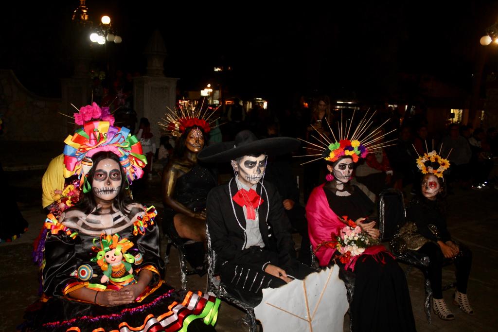 Impulsa Tania las tradiciones 