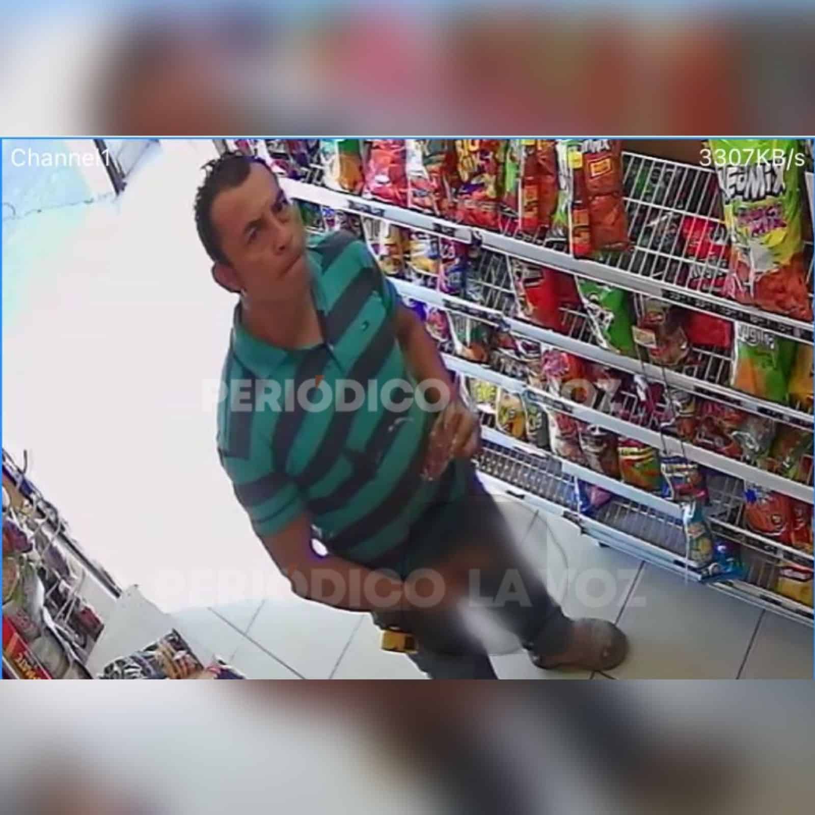Graban a degenerado mostrando sus miserias