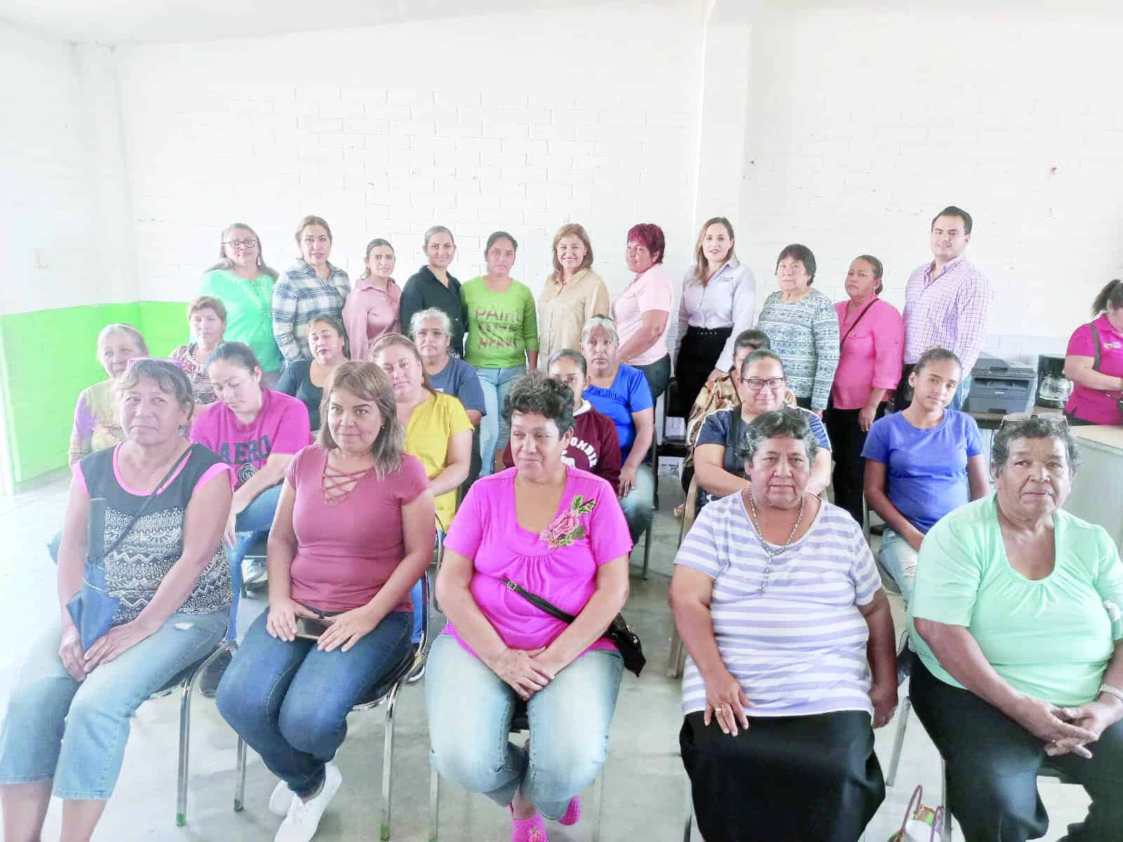 Impulsa Diana Haro a emprendedores 