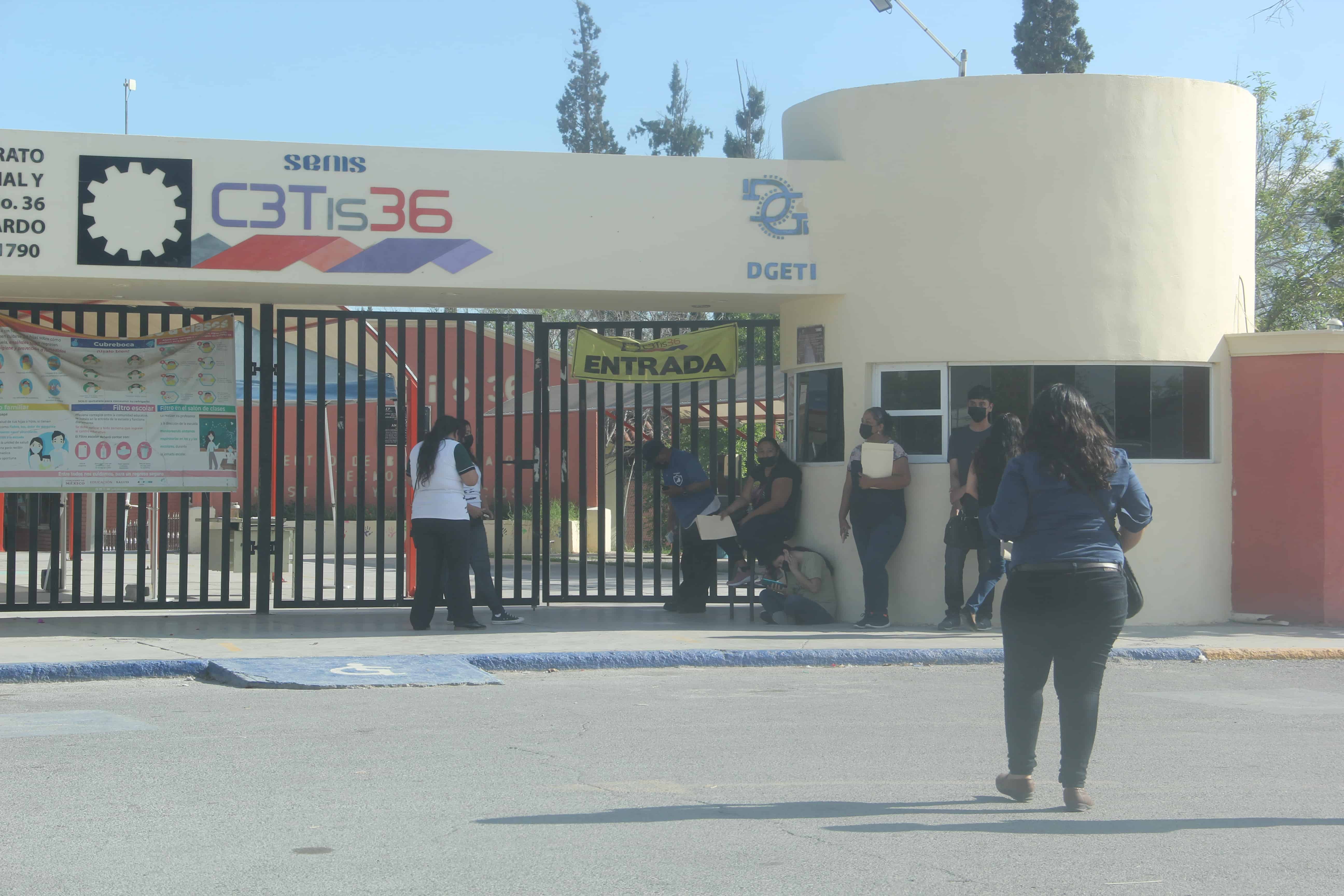 La directora había llegado a un acuerdo con la mamá de la joven para que no denunciara.