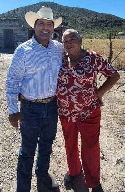 Recorre Beto la zona rural