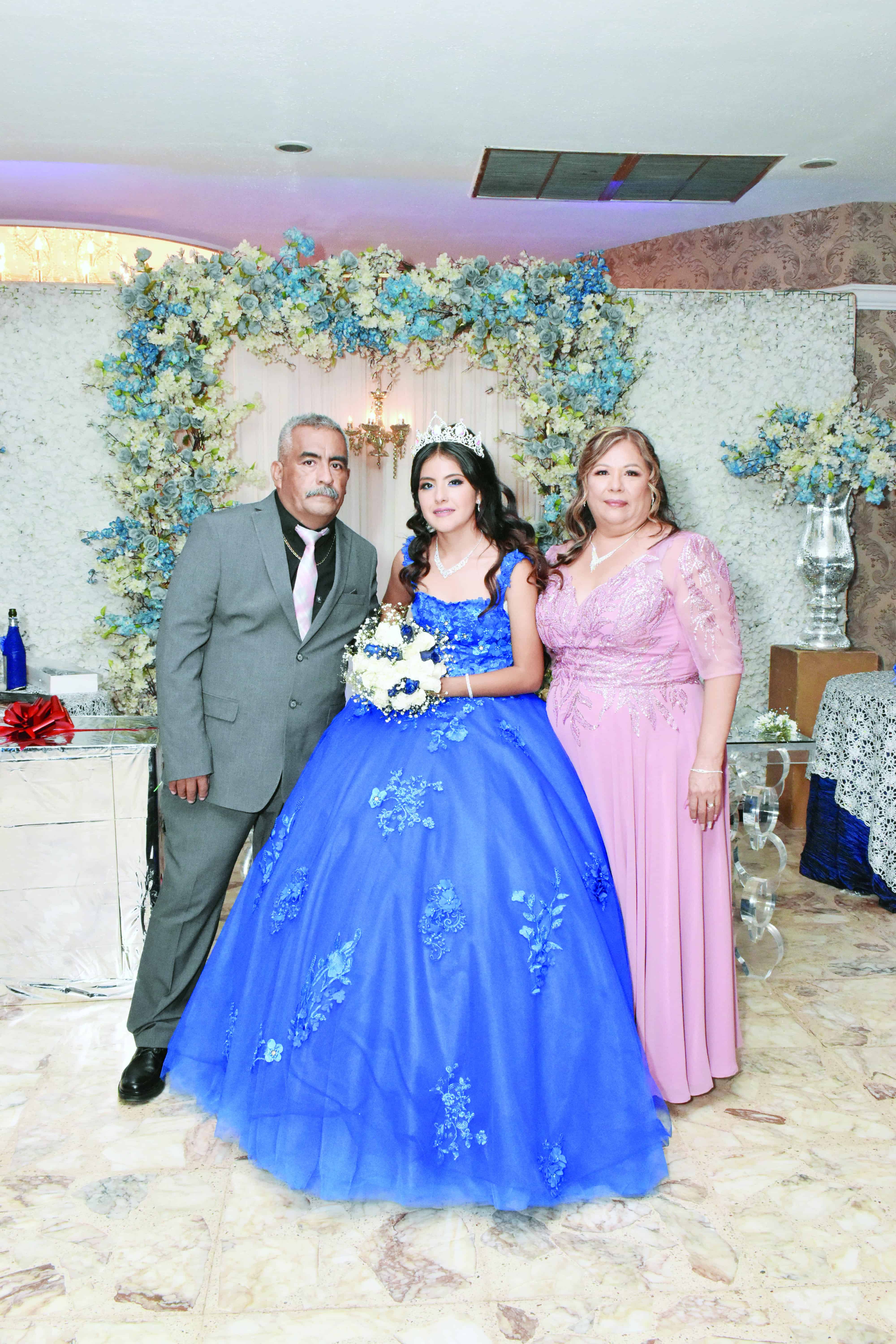 Llega a sus XV primaveras
