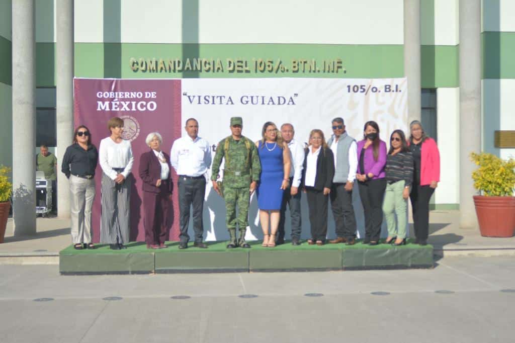 Evento cívico en el 105 Batallón 