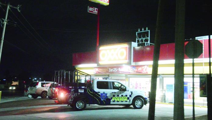 Asalta tienda pistolero