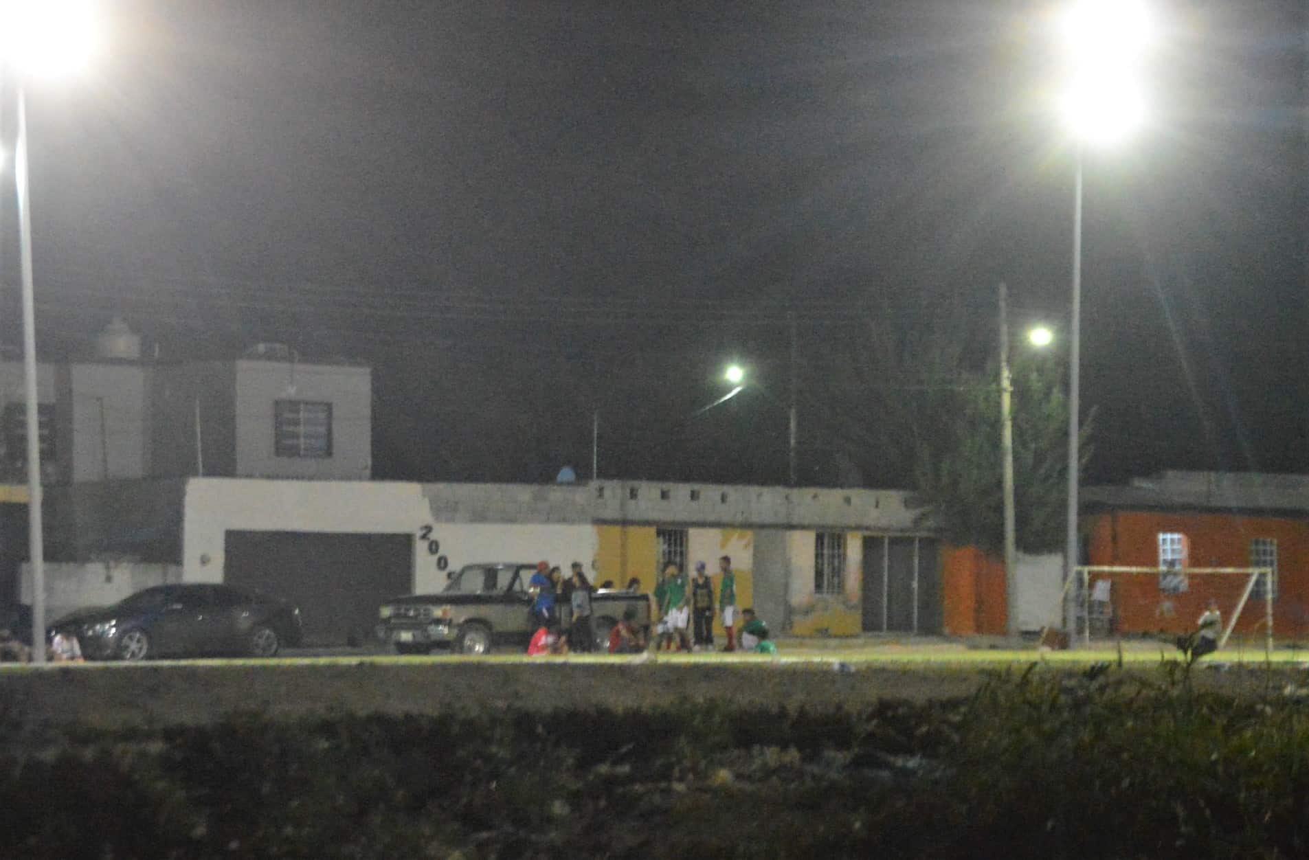 Convulsiona en plena ‘cascarita’