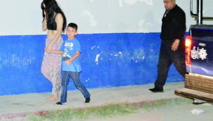 Escapa niño de hermana 