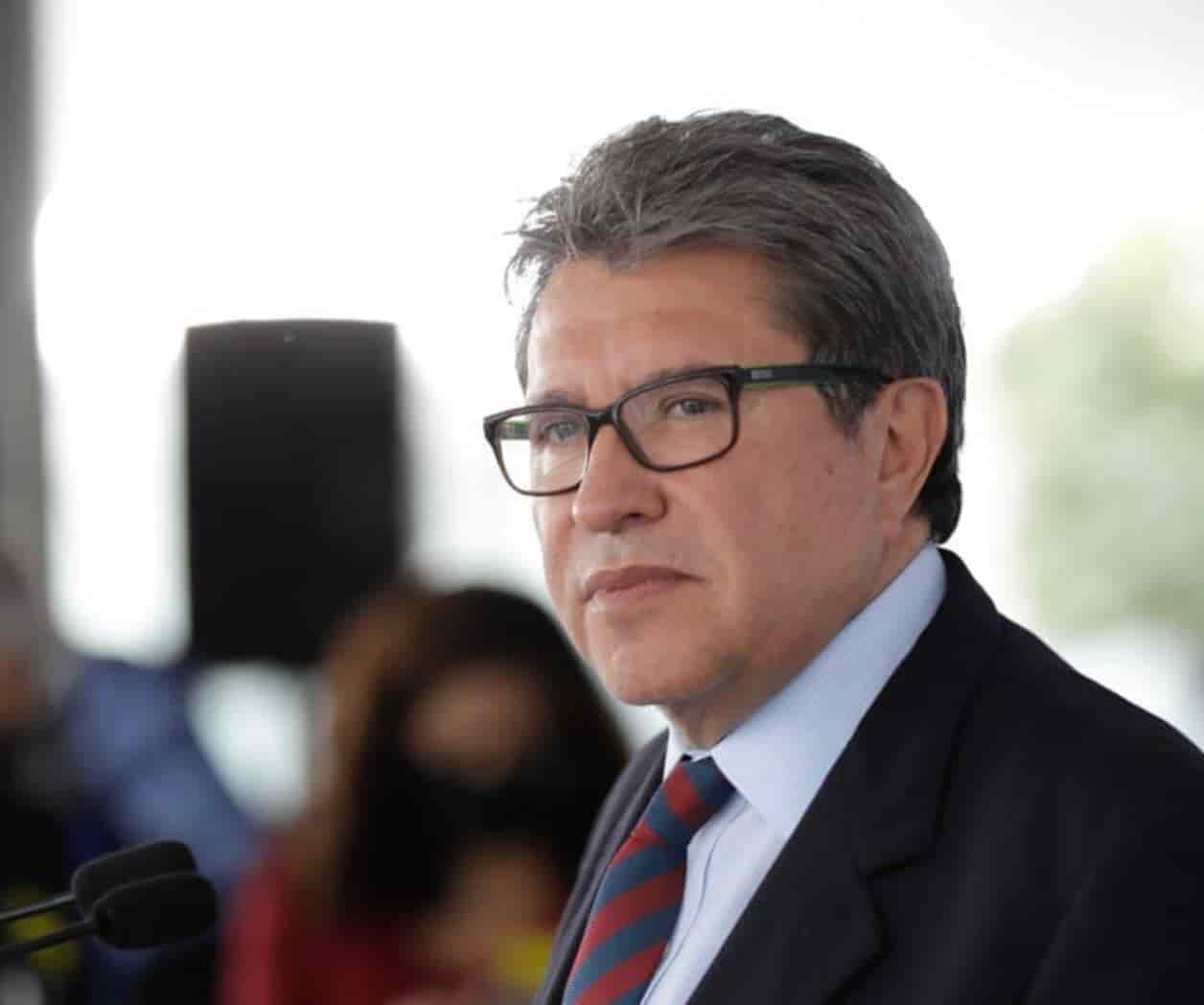 Ricardo Monreal dará a conocer en diciembre si sale de Morena