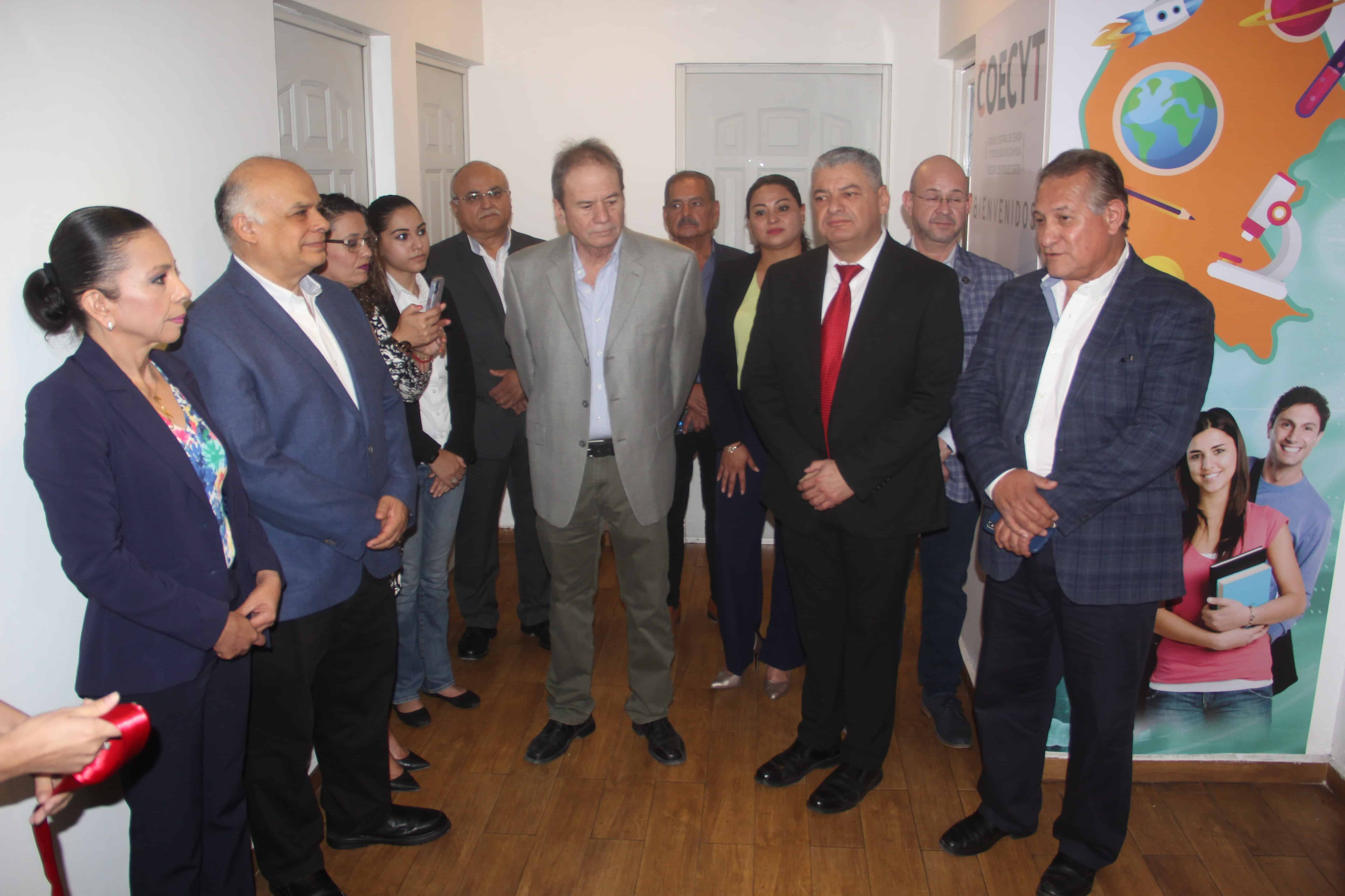 Negocia AHMSA financiamiento