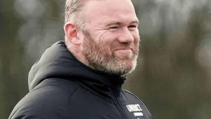 No se necesita en este momentoWayne Rooney se lanza contra CR7