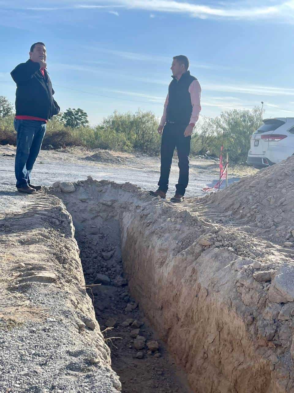 Supervisa obra El Profe Hugo
