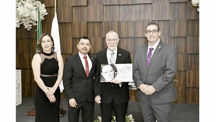 Celebran 50 Aniversario Colegio de Contadores