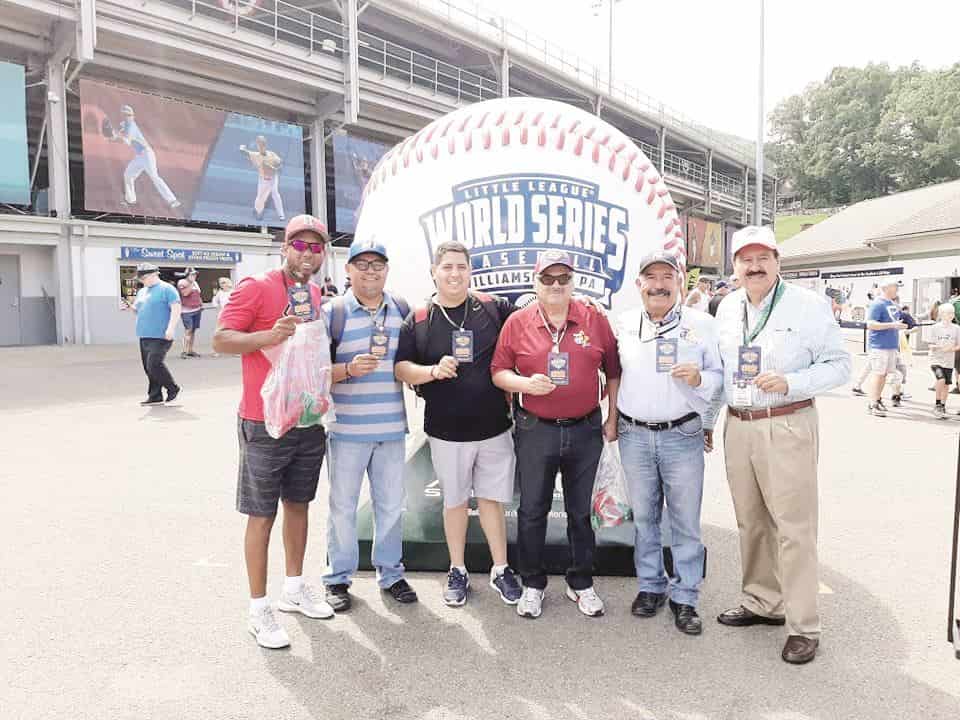 Pedro Estevez dará clínicas de beisbol infantil