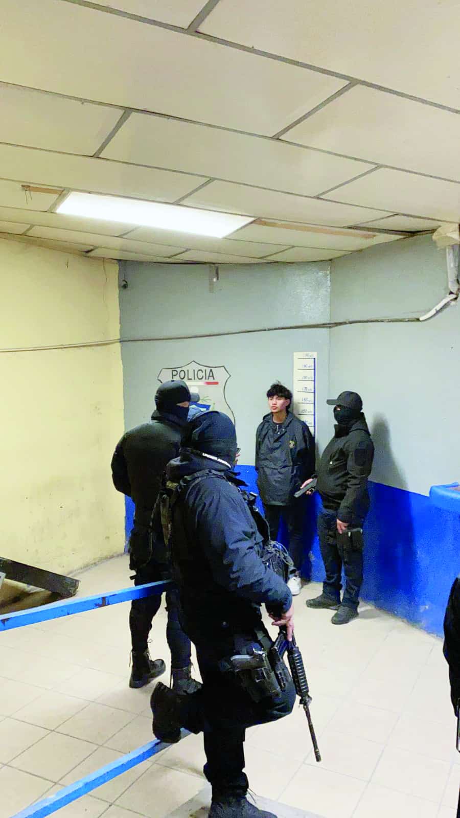 Arrestan a par de ladrones 