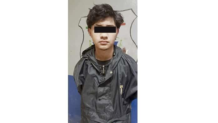 Arrestan a par de ladrones 