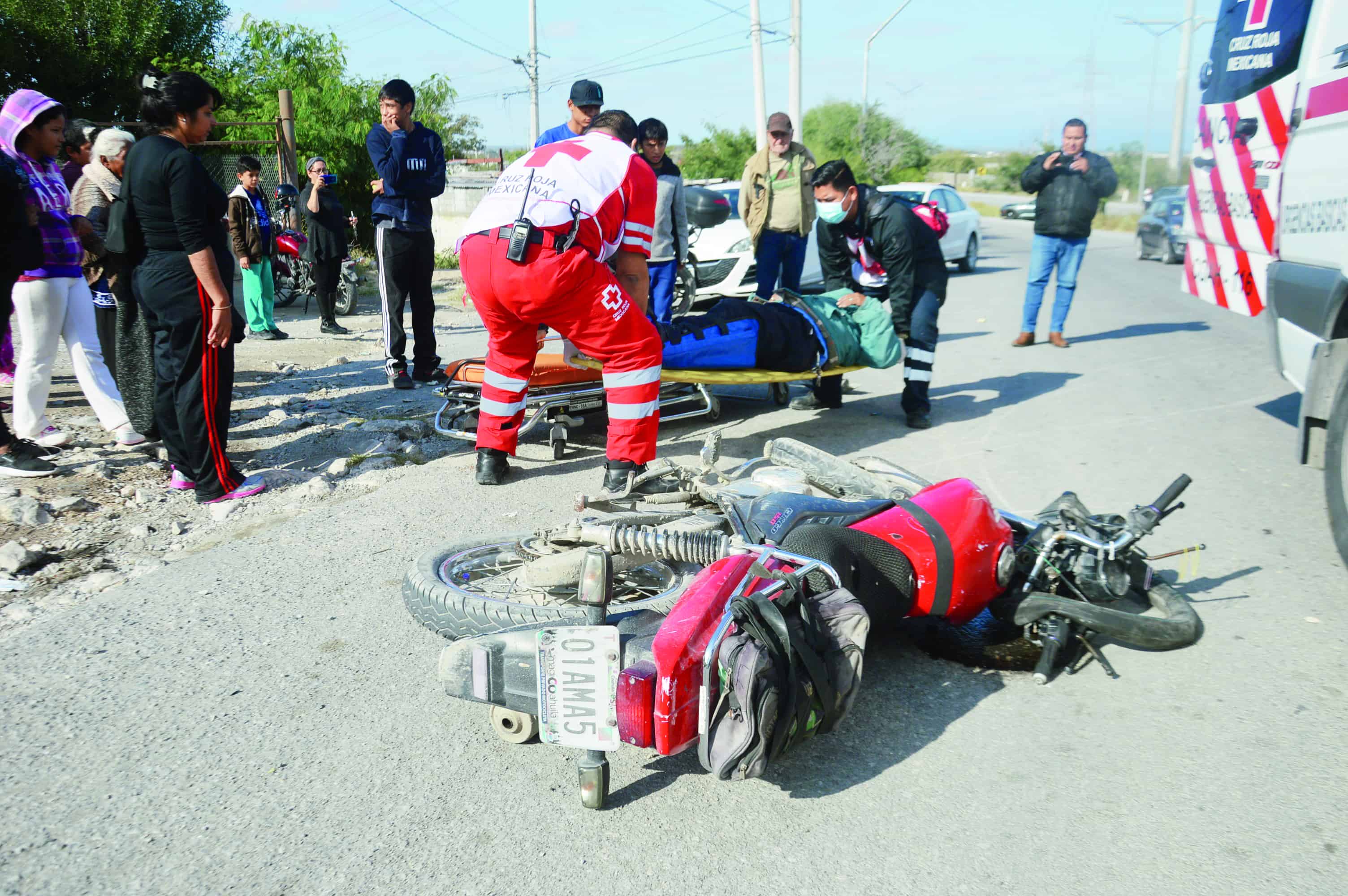 Se estampa en camioneta 
