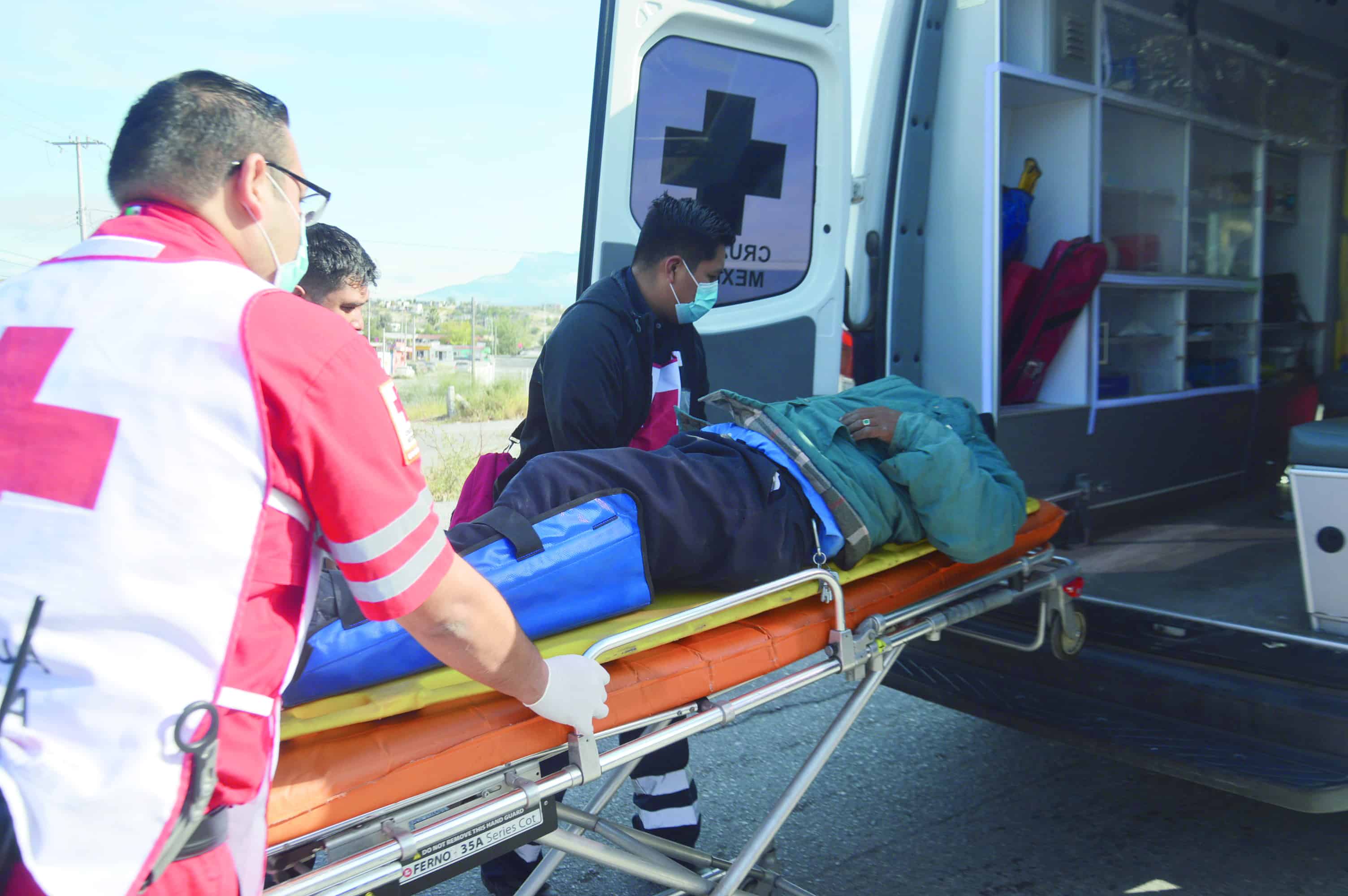 Se estampa en camioneta 