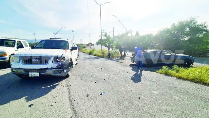 Chocan Camaro por alcance 