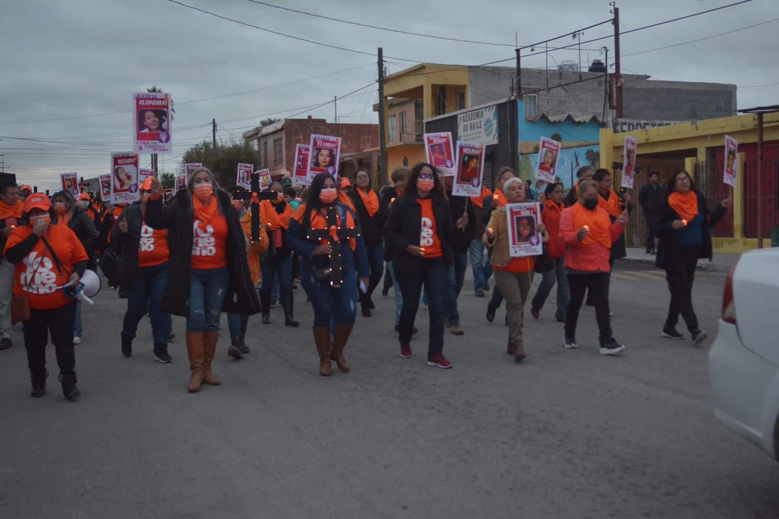 “No más violencia contra mujeres”