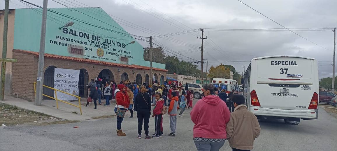 Vacunan a niños contra Covid-19