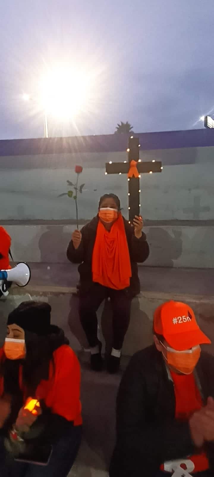 Marchan contra Violencia a Mujer