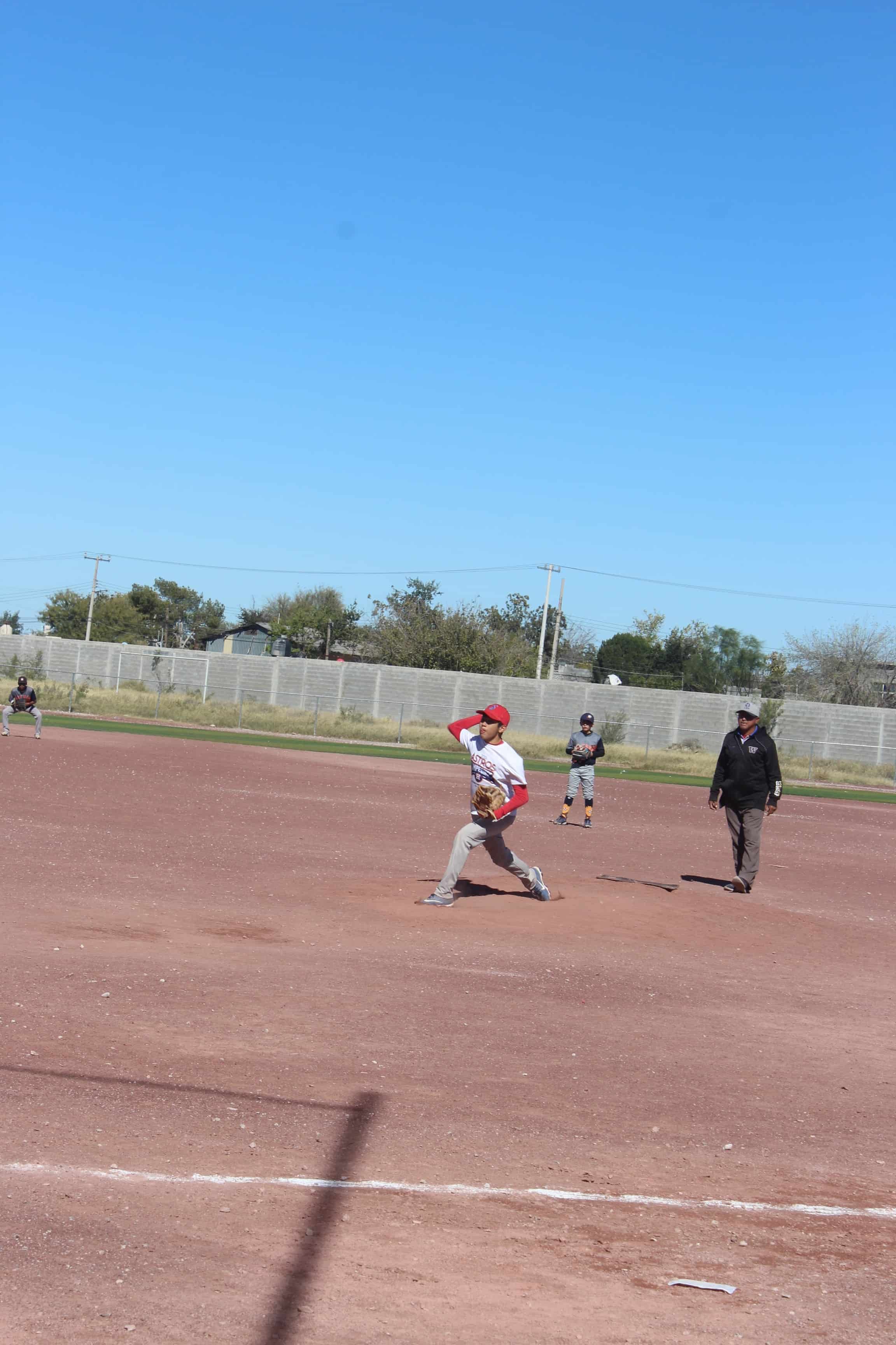 Astros de Sabinas derrotó a los Petroleros