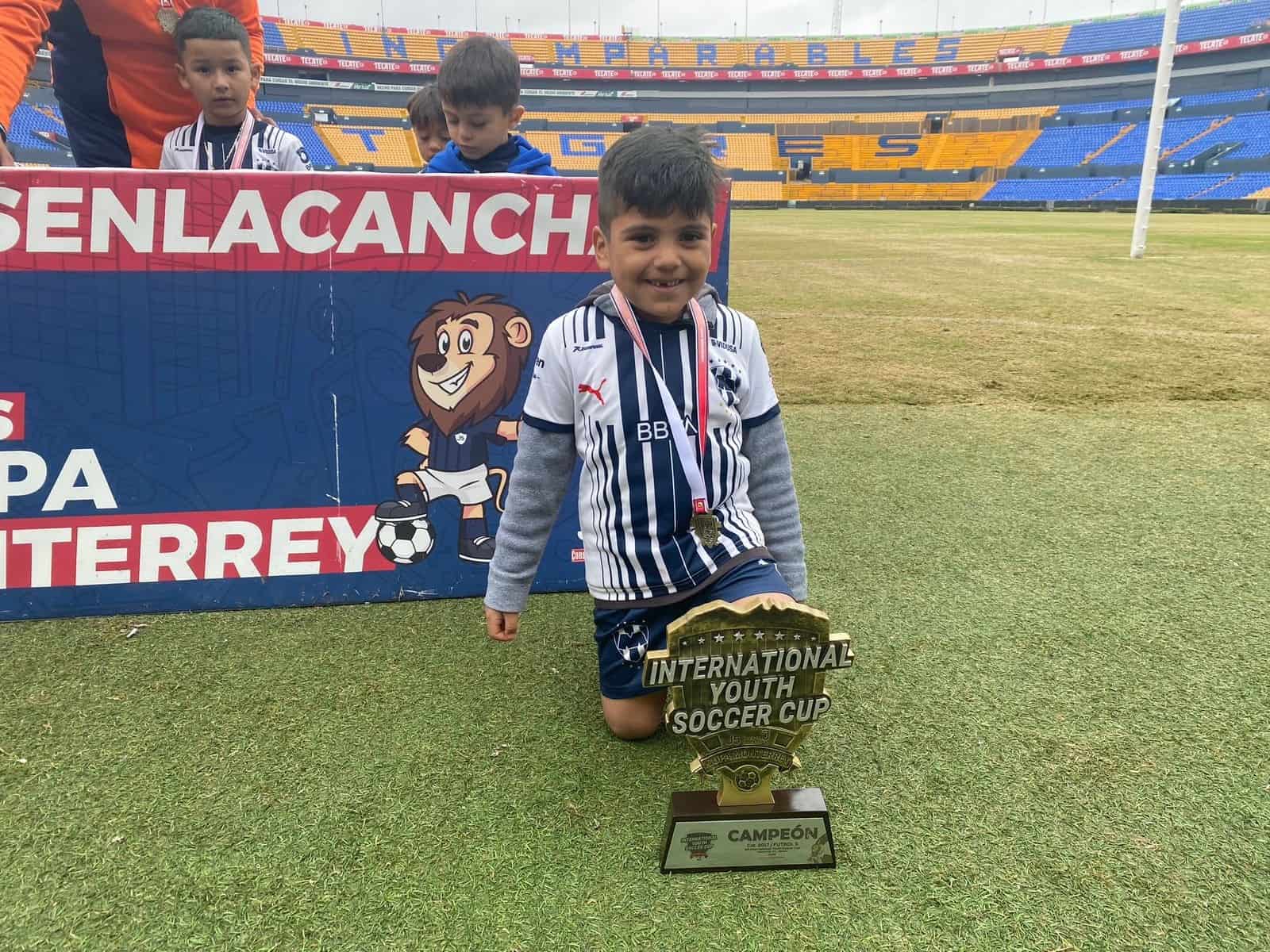 Ganan Rayados en “Torneo “International Youth Soccer Cup”