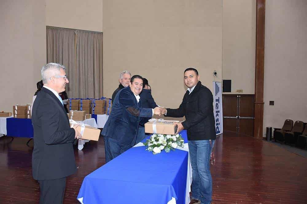 Reconoce Teksid a trabajadores