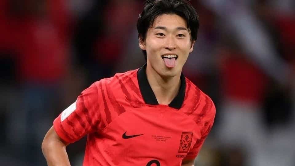 Delantero surcoreano apagó su teléfono por recibir propuestas de matrimonio