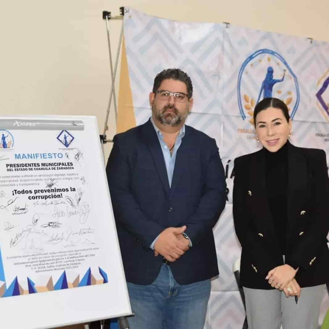 Firman manifiesto anticorrupción 