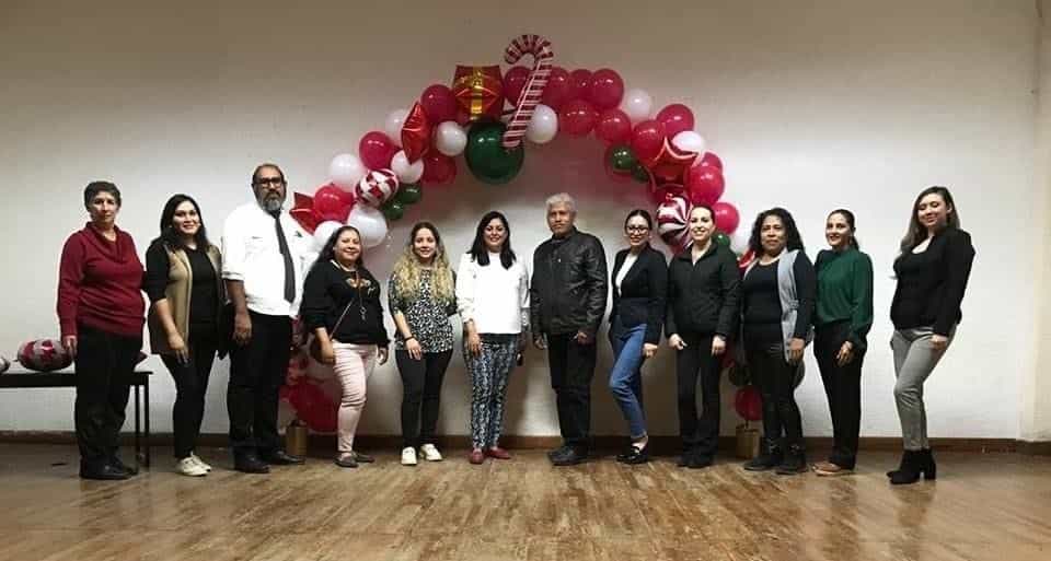 Regalan sonrisas a alumnos del CAM 18