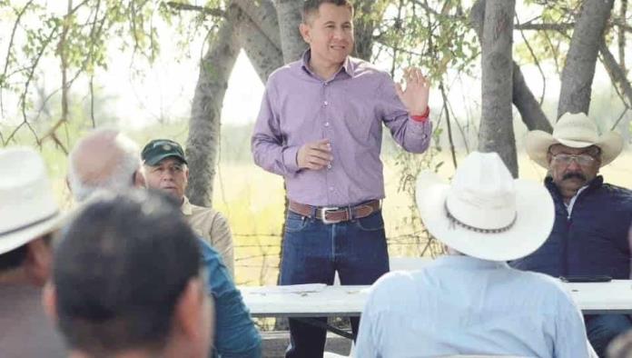 Recibe Hugo a agricultores