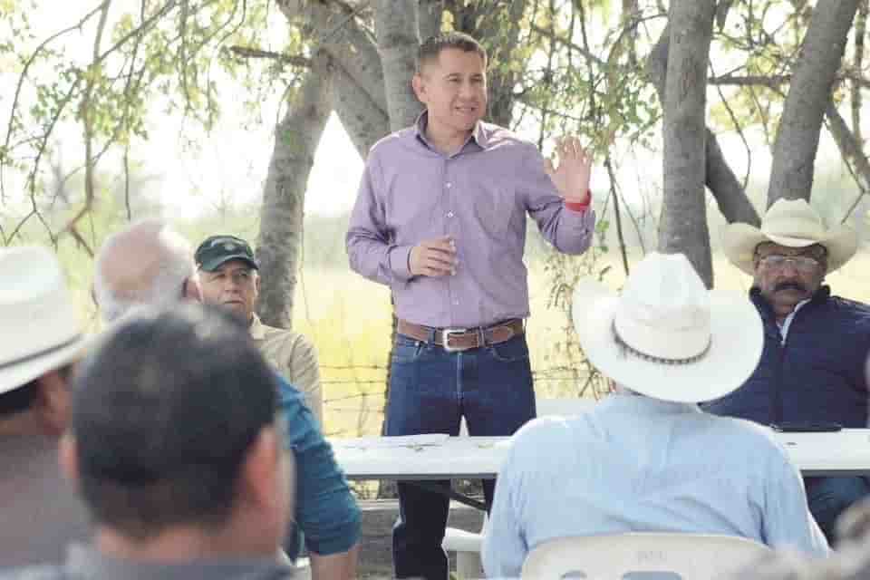 Recibe Hugo a agricultores