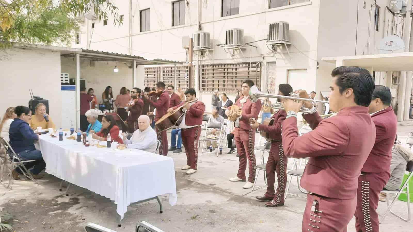 Celebran a la Virgen Morena