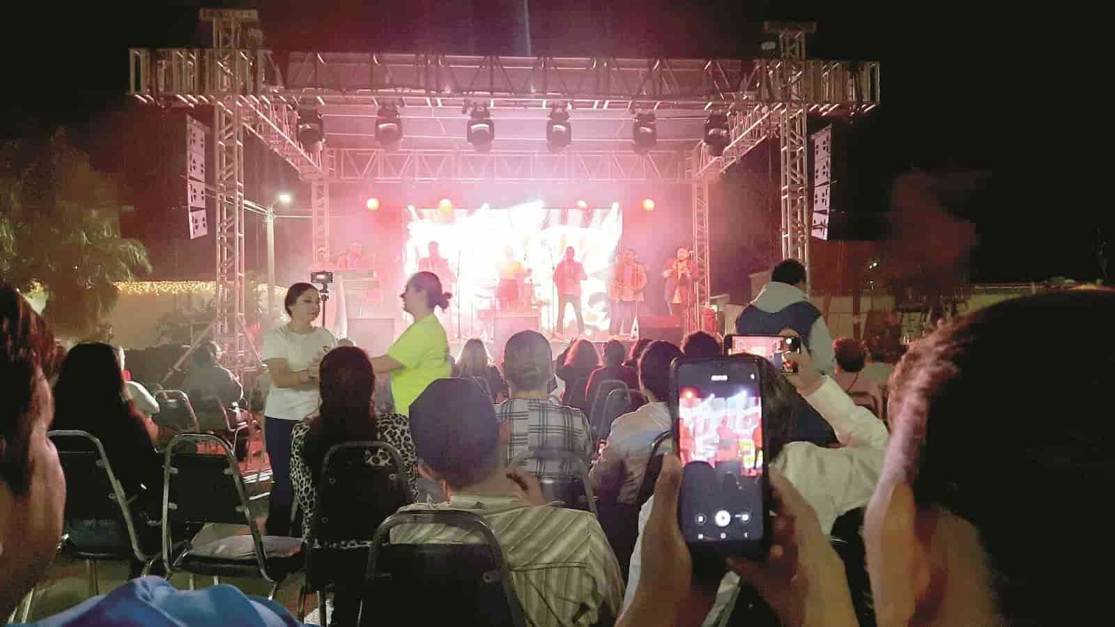 Caravana Mejora deleita sabinenses