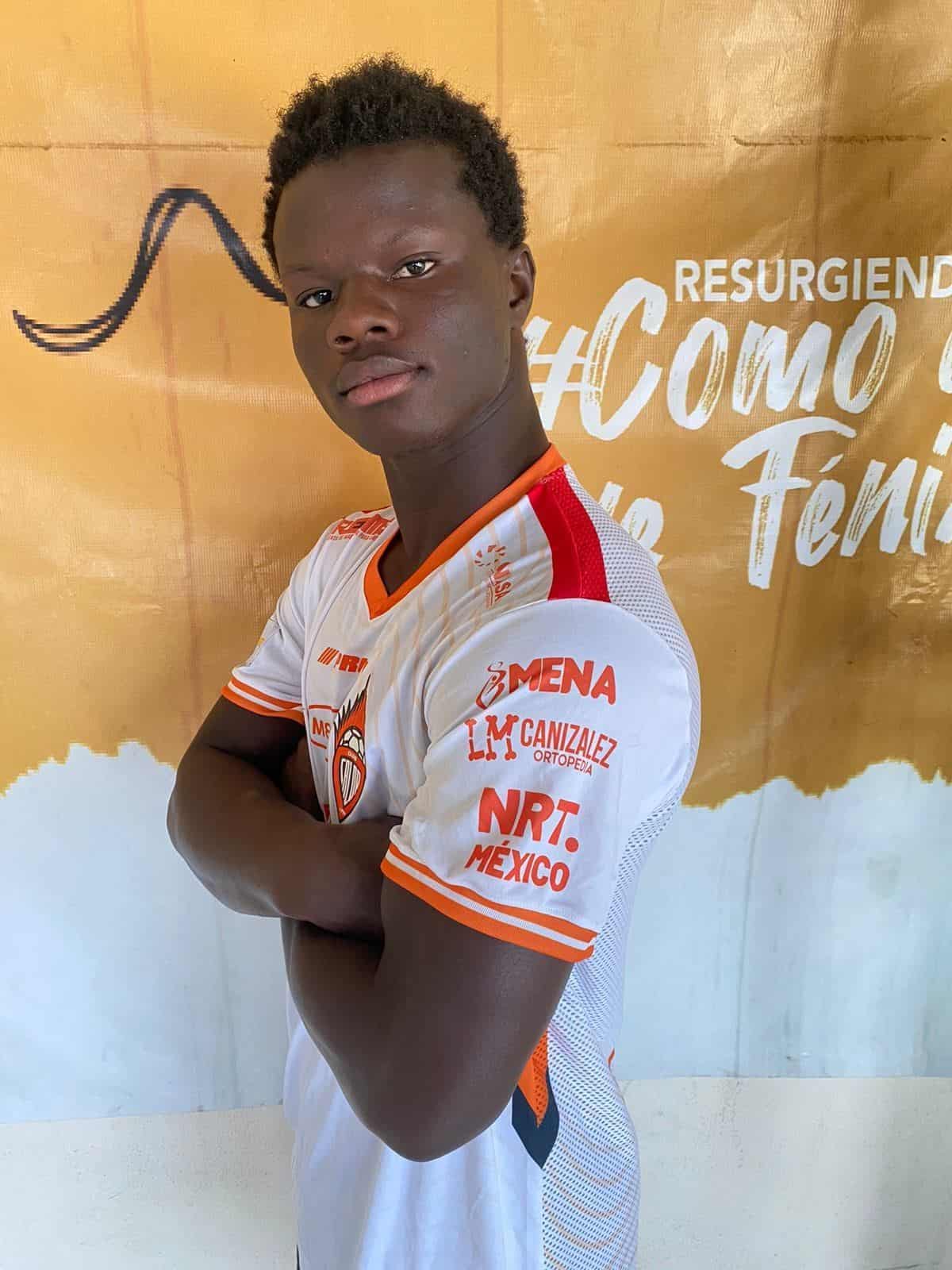 Calor tendrá extranjero para el Torneo 2023.