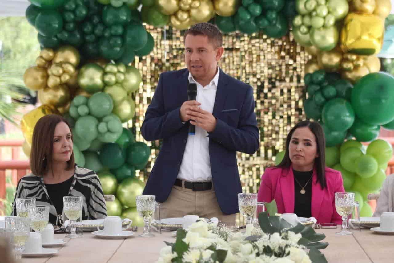 Se reúnen directoras del DIF en San Buena