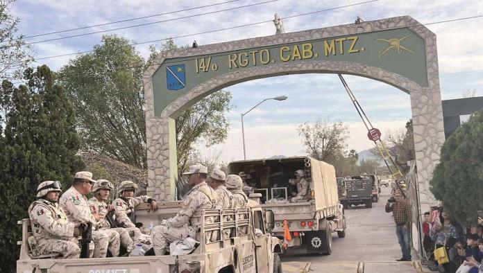 Regresan militares al 14 Regimiento