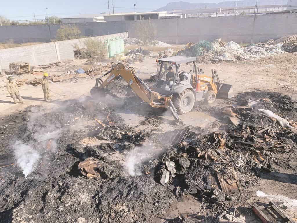 Arde vivienda con Residuos peligrosos