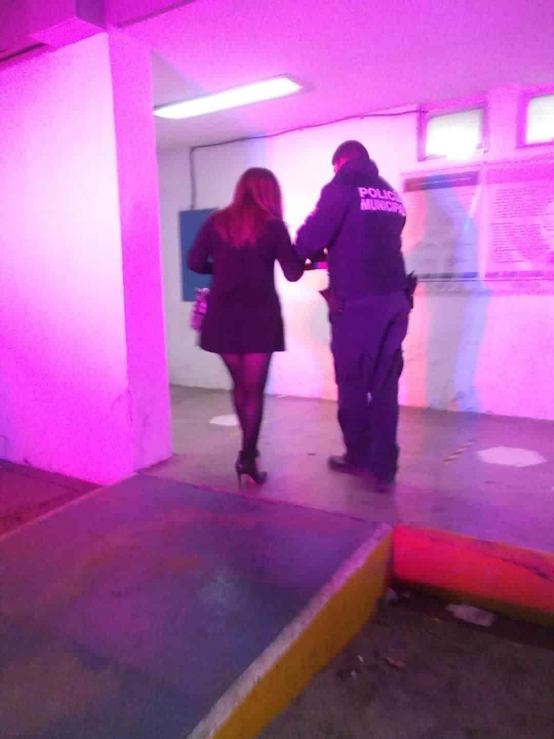 Vuelca mujer fronterense