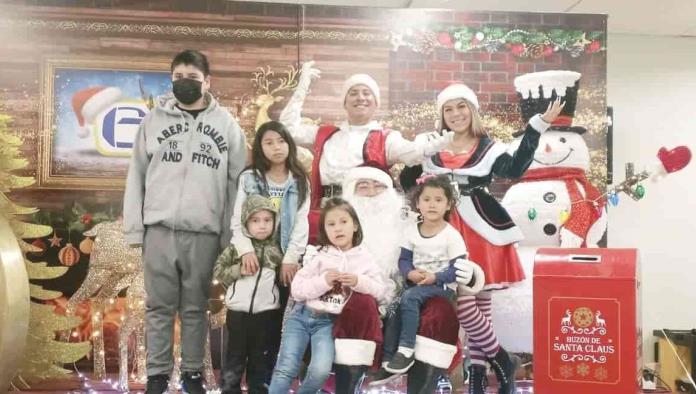 Llega Santa Claus a Súper Gutiérrez