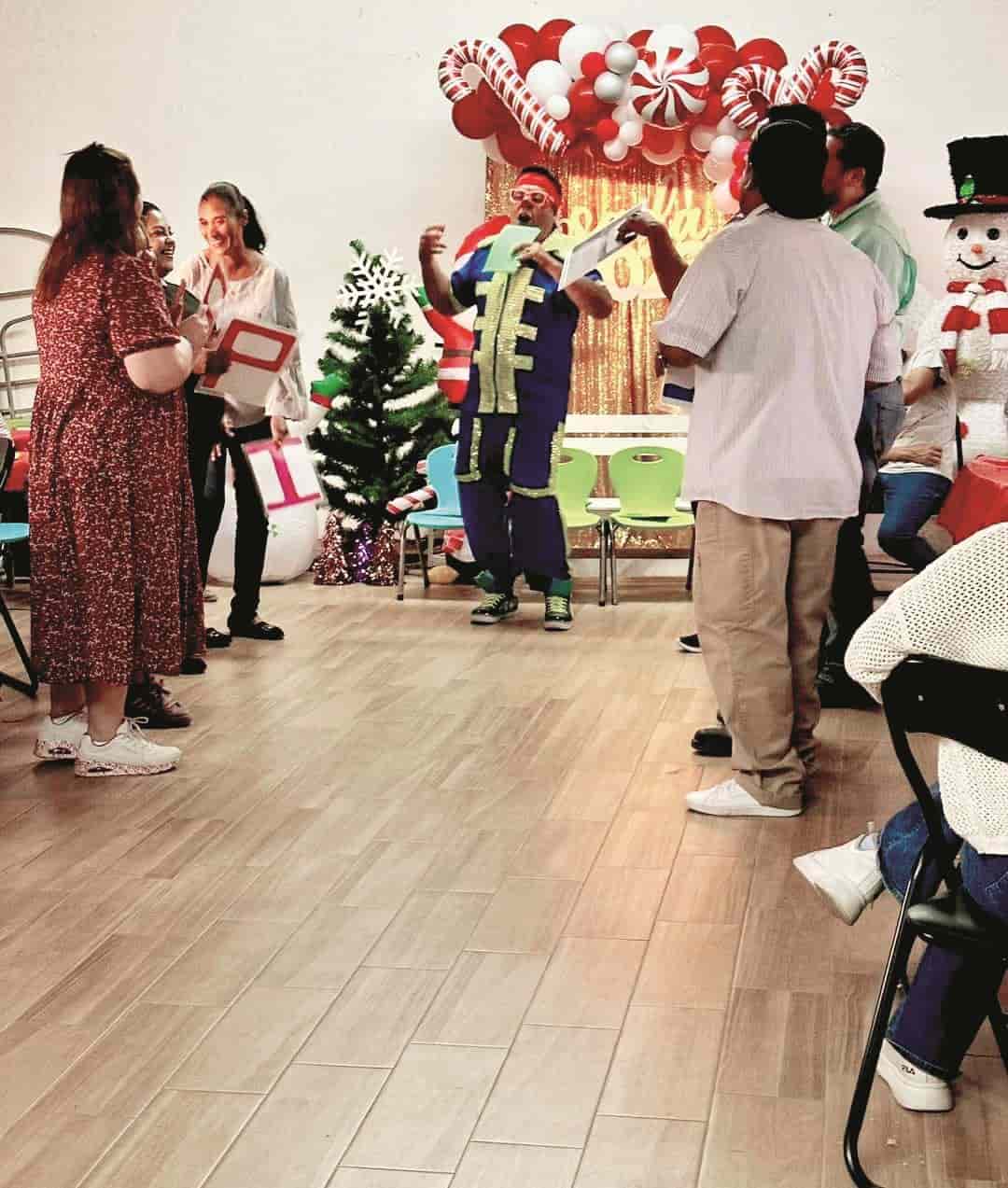 Llevan posada a niños con cáncer