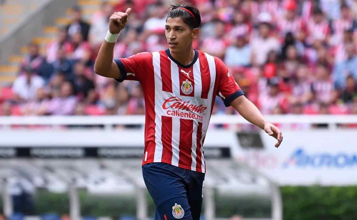 Zaldívar se perfila para ser el centro delantero titular de Atlético de San Luis, sin embargo, tendrá una férrea competencia con Leo Bonatini.