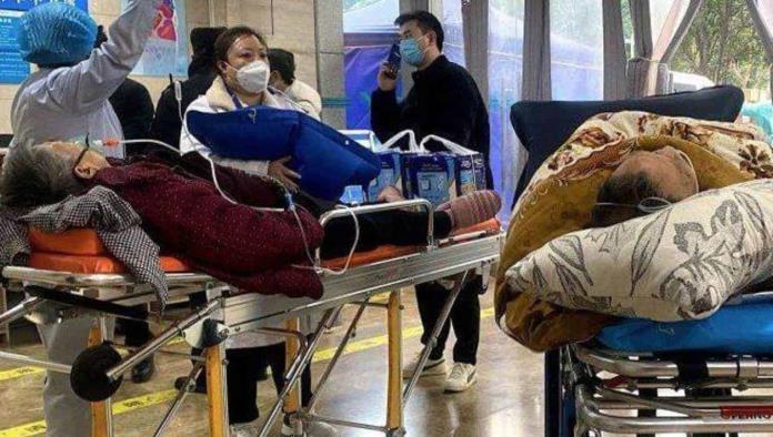Colapsa sistema de salud de China por rebrote de covid