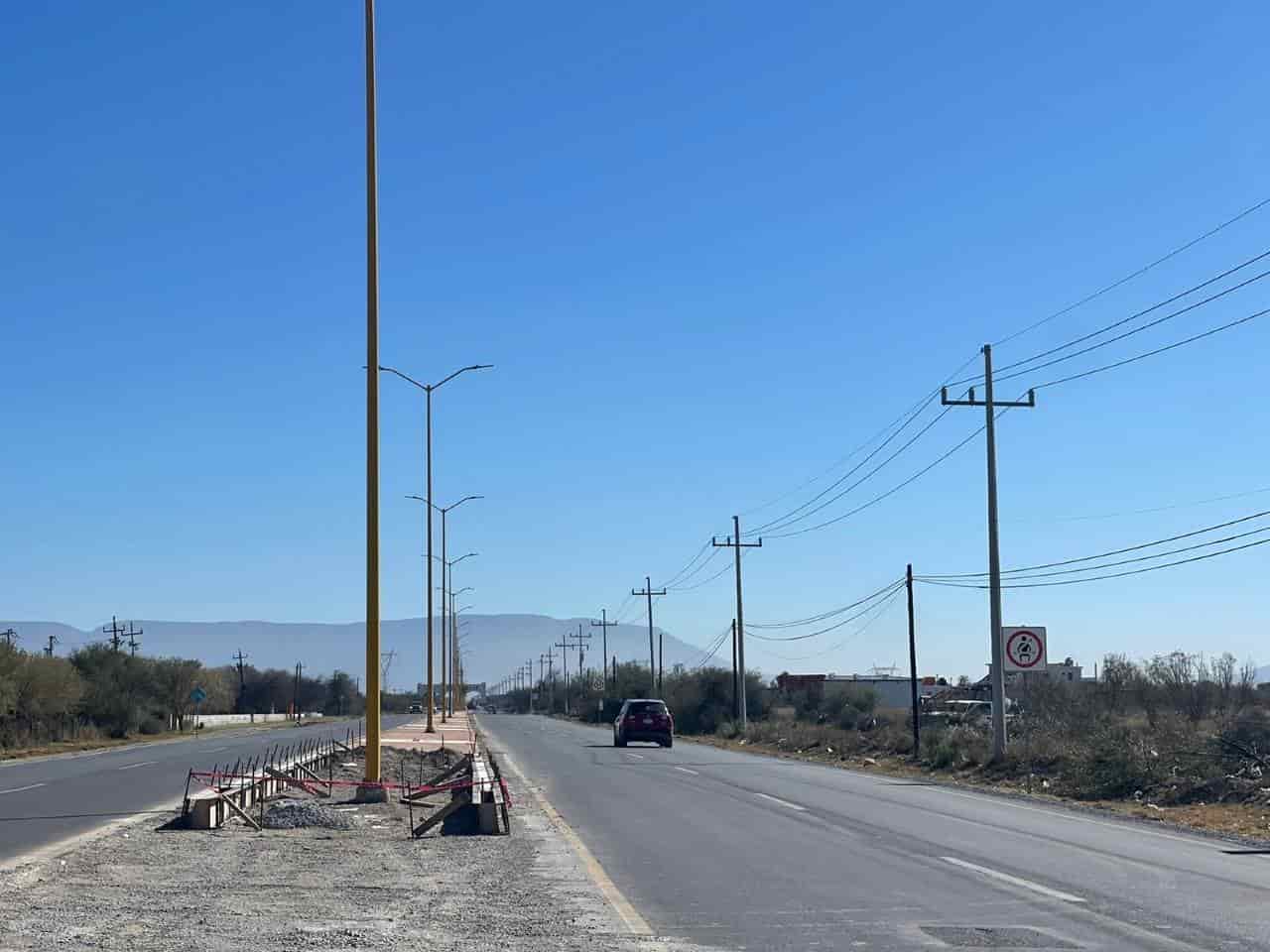 Mejora alumbrado Y camellón central