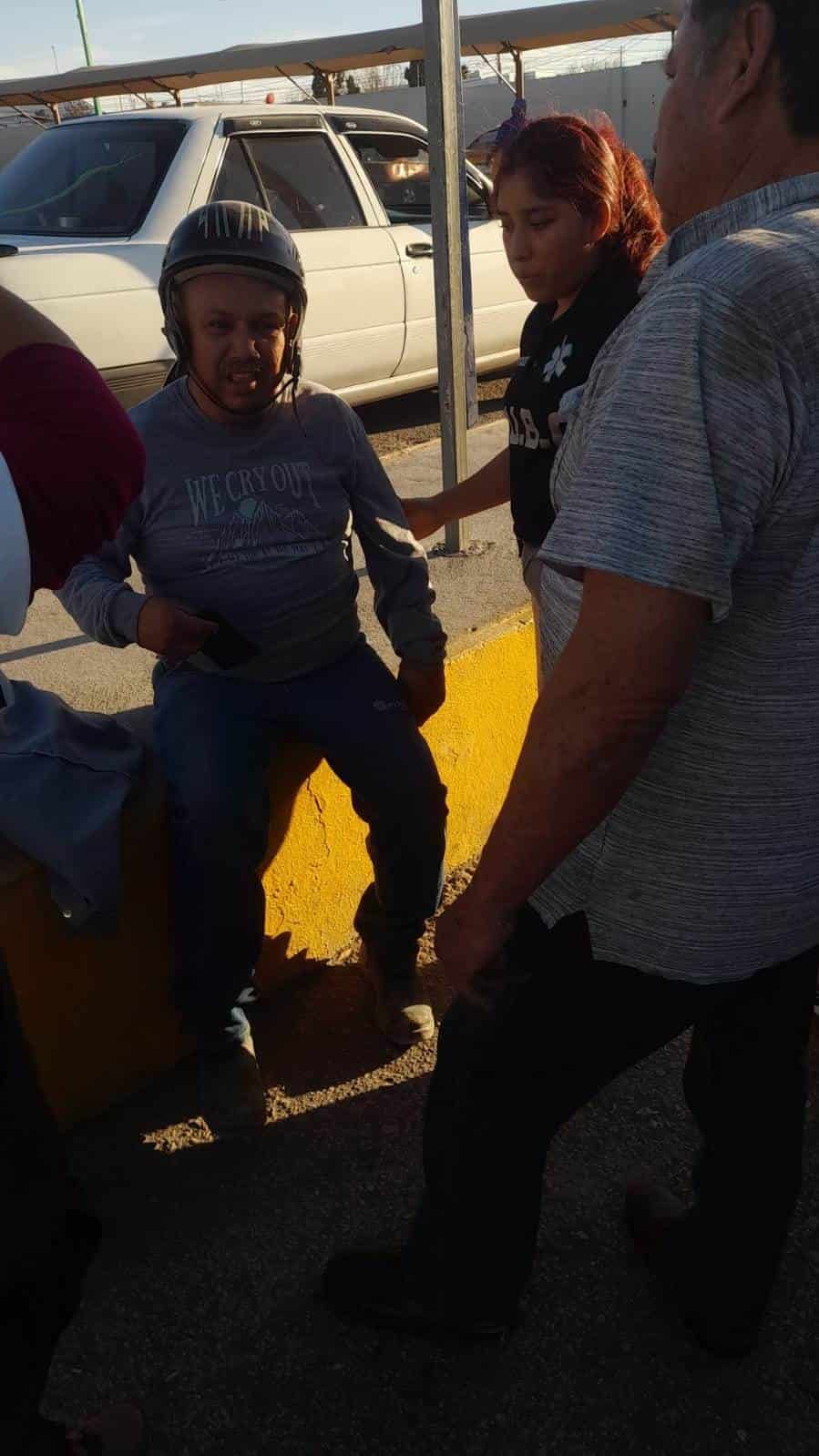 Embiste taxista a motociclista