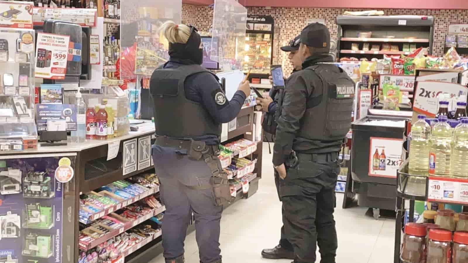 Asalta tienda vestido de obrero